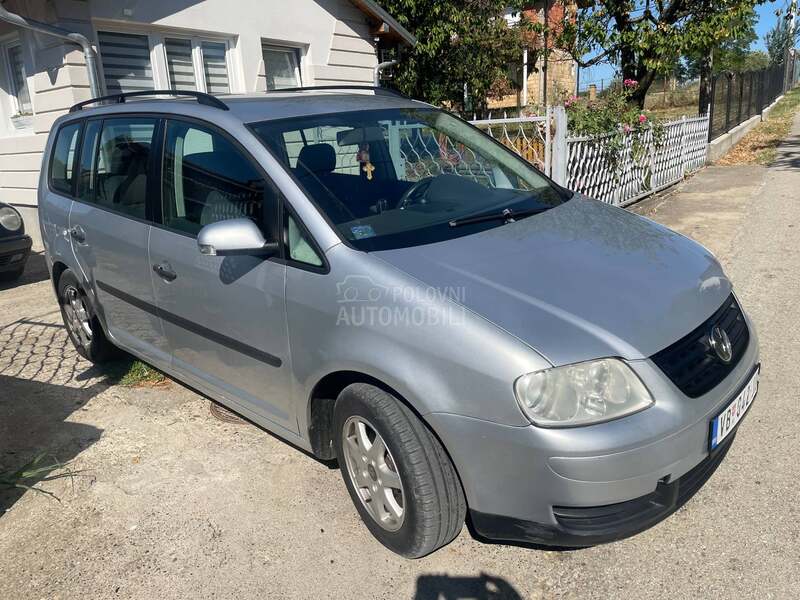 Volkswagen Touran 