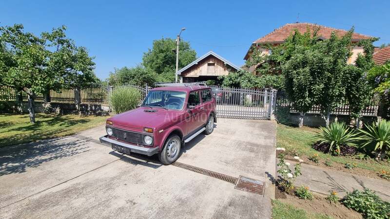 Lada Niva 