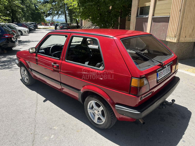 Volkswagen Golf 2 .1.3 B E N Z I N
