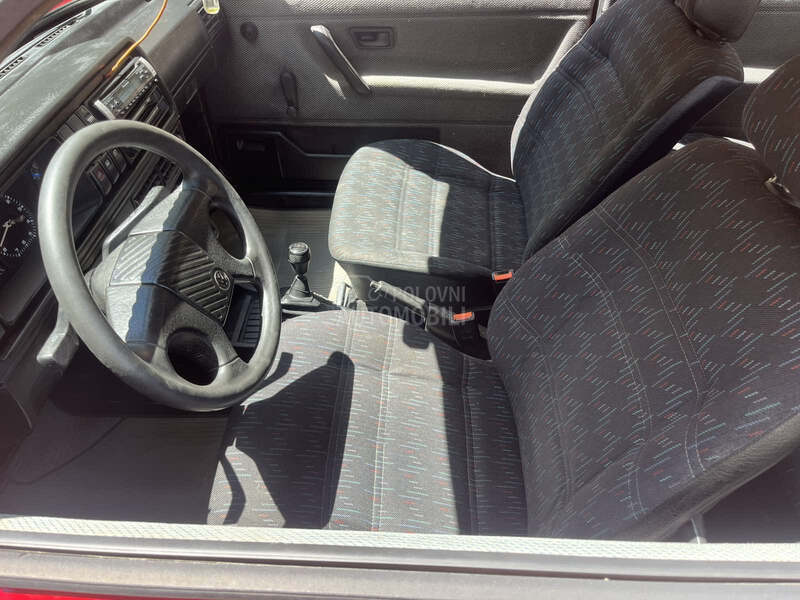 Volkswagen Golf 2 .1.3 B E N Z I N