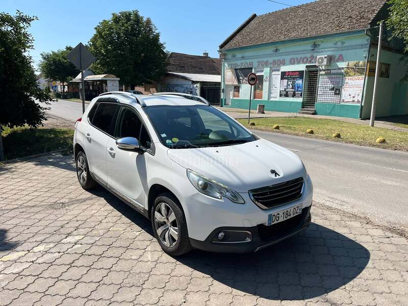 Peugeot 2008 1.6 EHDI ALLURE