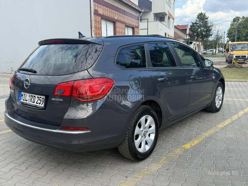 Opel Astra J 1.6cdti ENJOY SPORTS