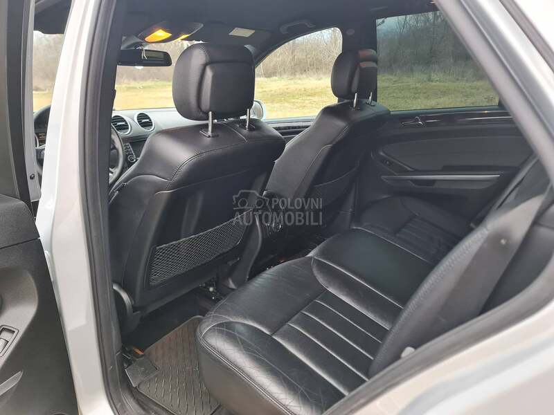 Mercedes Benz ML 280 Edition 10