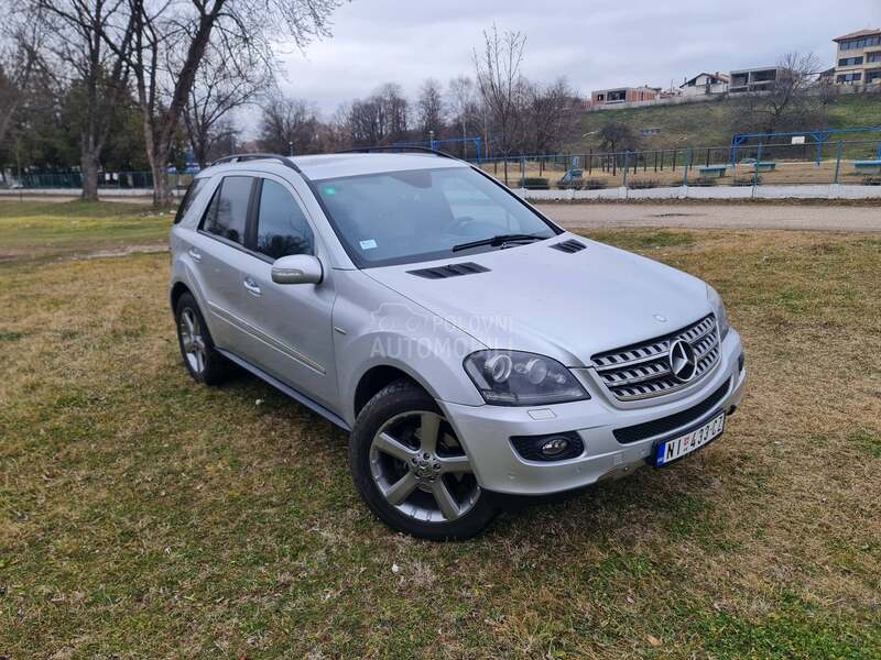 Mercedes Benz ML 280 Edition 10