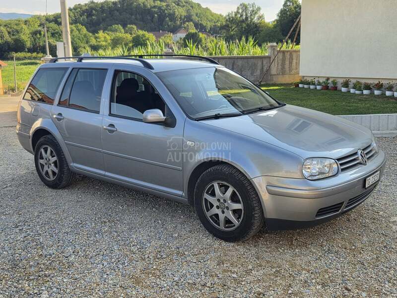 Volkswagen Golf 4 Delovi 2005. god. -  kompletan auto u delovima