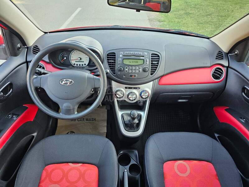 Hyundai i10 