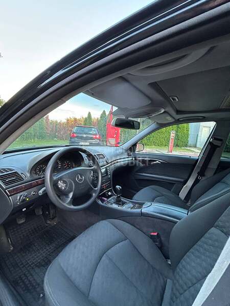 Mercedes Benz E 220 