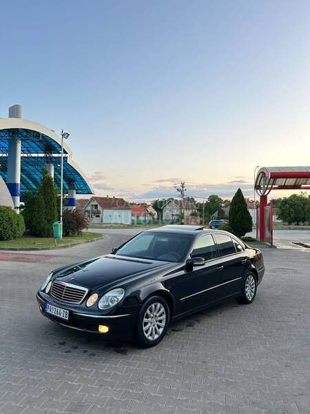 Mercedes Benz E 220 