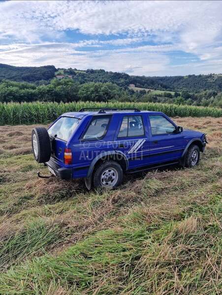 Opel Frontera 