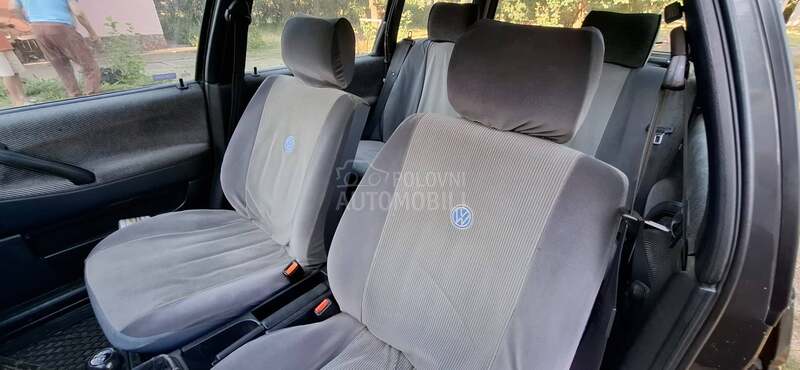 Volkswagen Passat B3 1.8