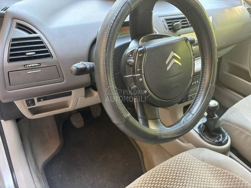 Citroen C4 
