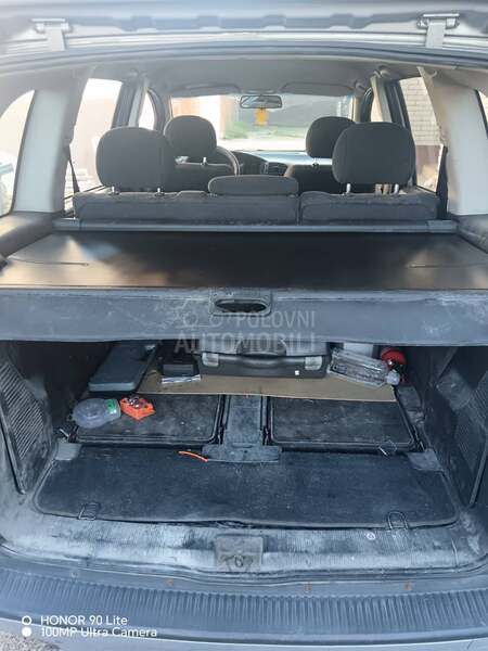 Opel Zafira 