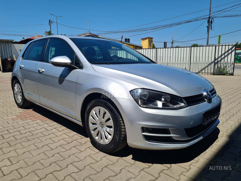 Volkswagen Golf 7 1.6 TDI HIGHLINE