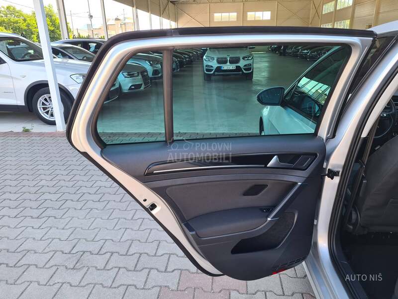 Volkswagen Golf 7 1.6 TDI HIGHLINE