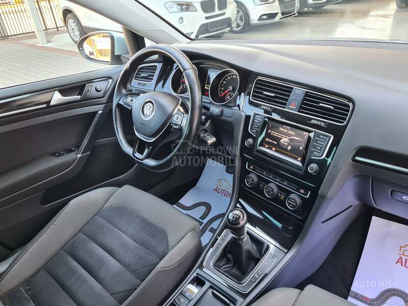 Volkswagen Golf 7 1.6 TDI HIGHLINE