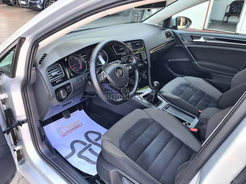 Volkswagen Golf 7 1.6 TDI HIGHLINE