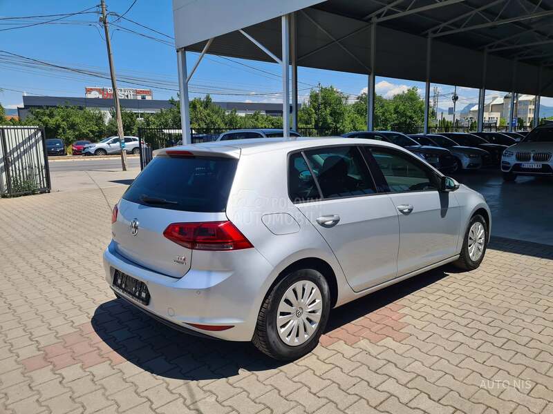 Volkswagen Golf 7 1.6 TDI HIGHLINE