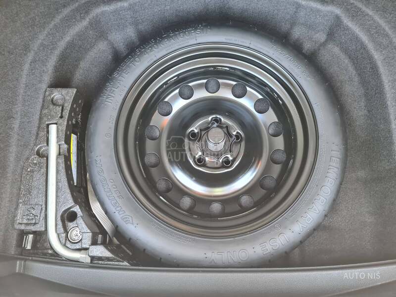 Volkswagen Golf 7 1.6 TDI HIGHLINE
