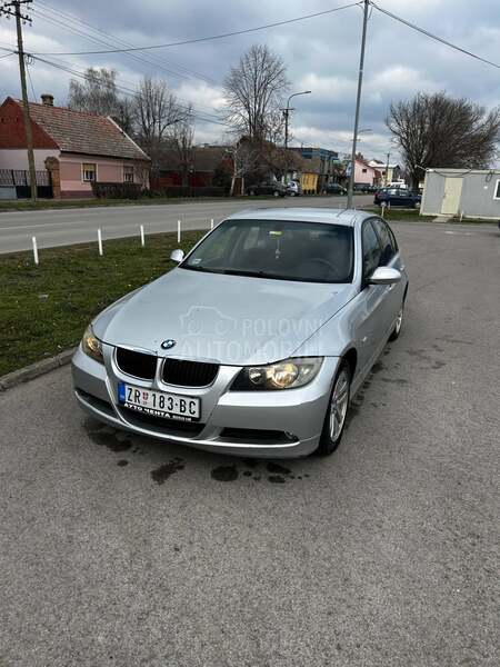 BMW 320 
