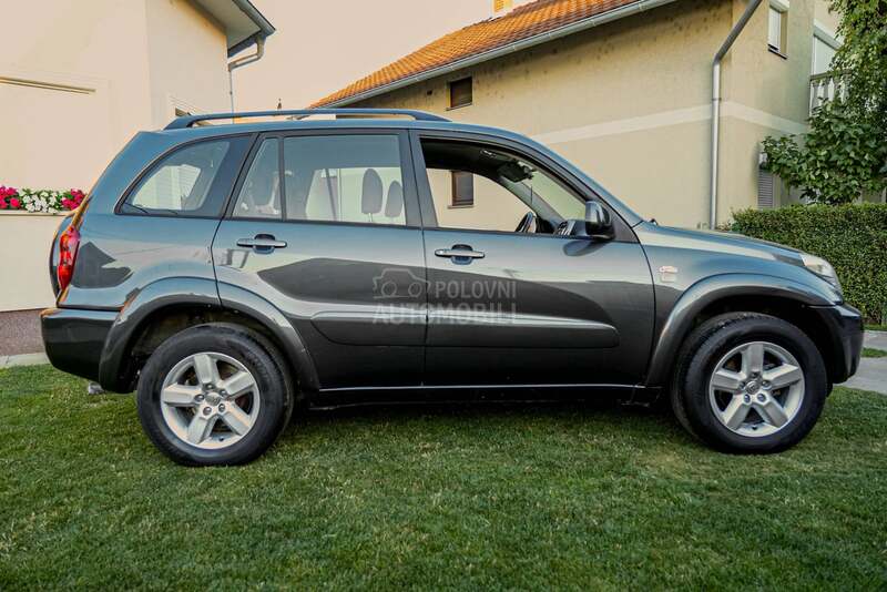 Toyota RAV 4 