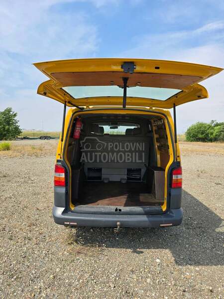 Volkswagen Transporter T5 TERETNI/ 5 MESTA