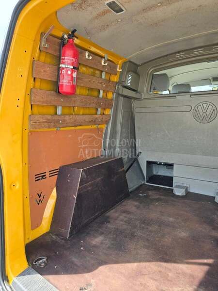 Volkswagen Transporter T5 TERETNI/ 5 MESTA