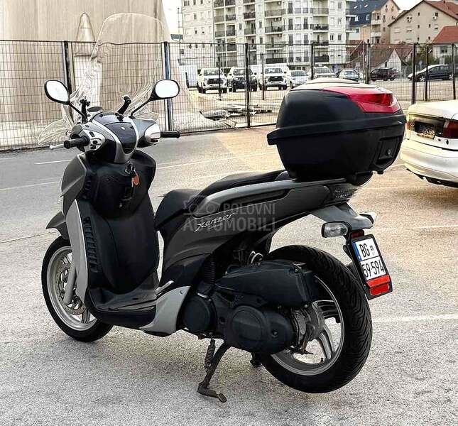 Yamaha XENTER 150