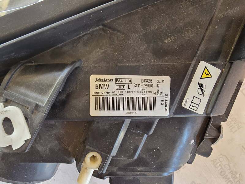 Levi xenon dinamic far E84 LCI