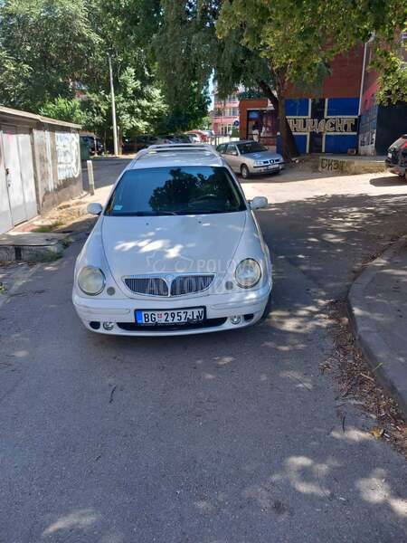Lancia Lybra 1.9 JTD