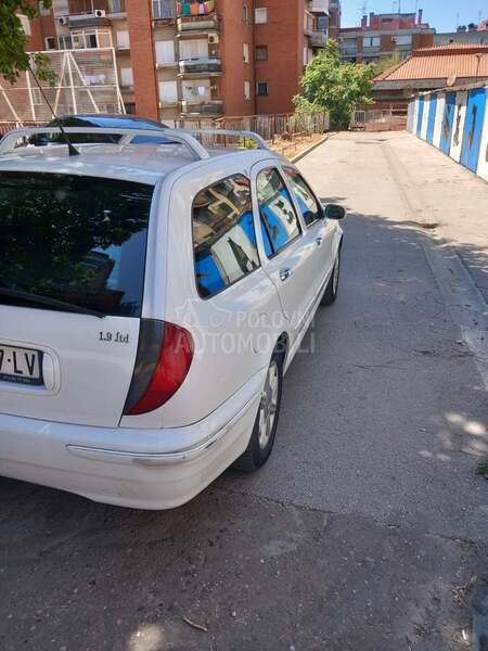 Lancia Lybra 1.9 JTD