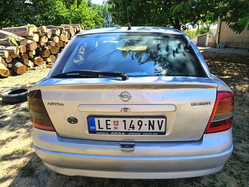 Opel Astra G 1.7