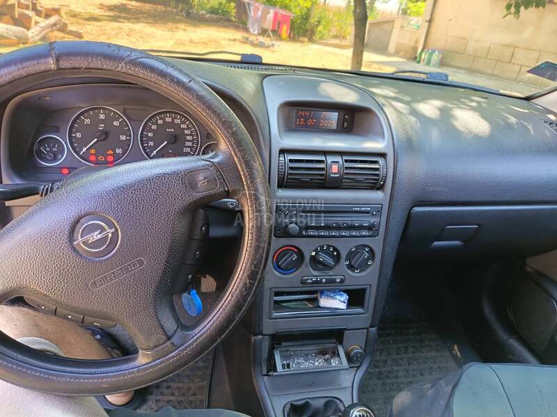 Opel Astra G 1.7