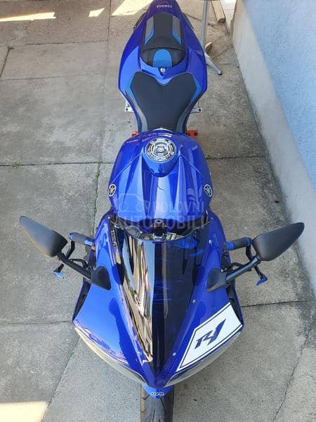 Yamaha R1 RN12