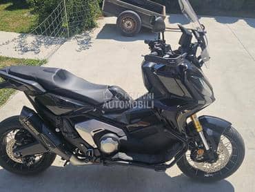 Honda x adv 750