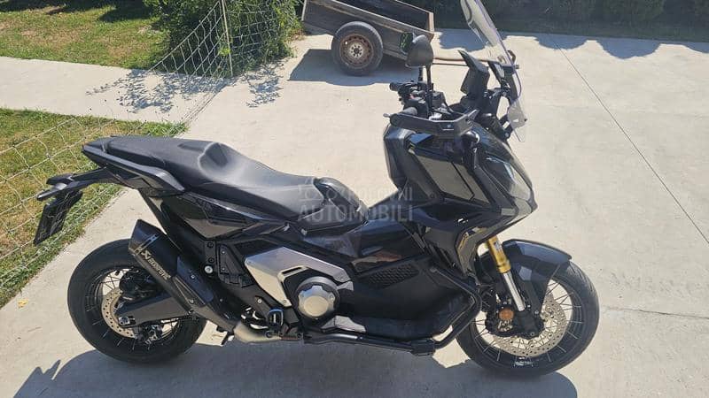 Honda x adv 750