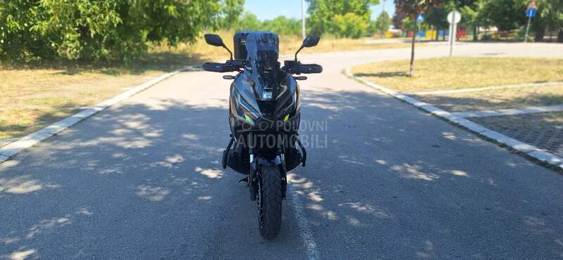 Honda X ADV 750  SPEC. EDITION