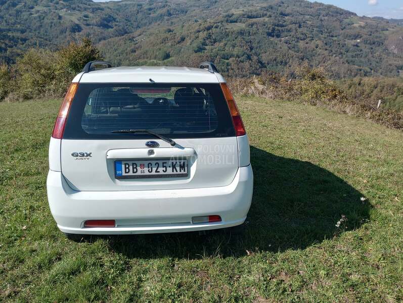 Subaru Justy 