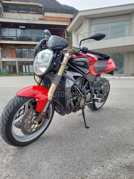 MV Agusta Brutale 910