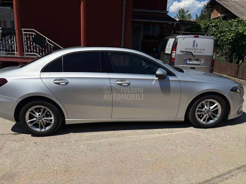 Mercedes Benz A 180 