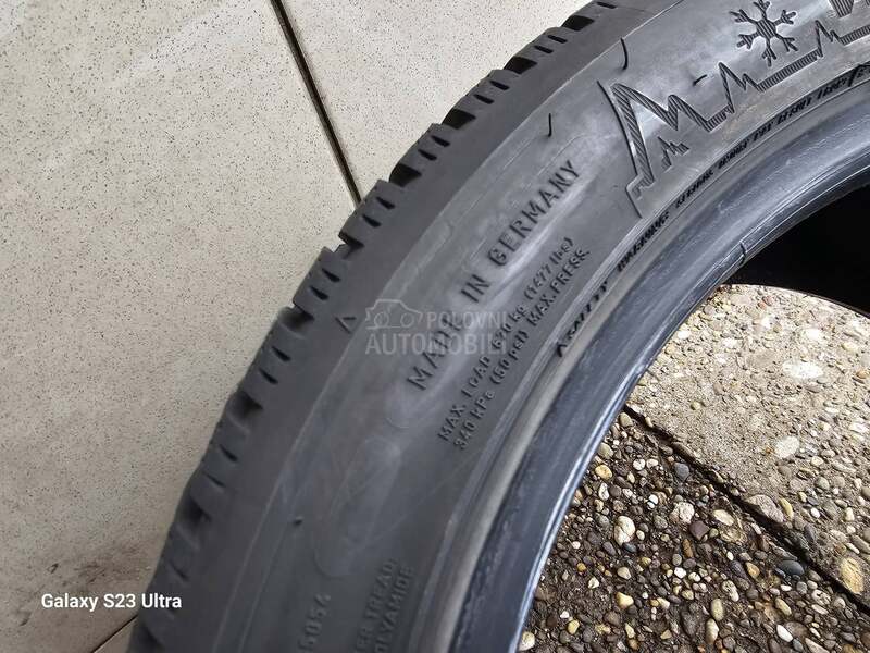 Dunlop 225/45 R17 Zimska