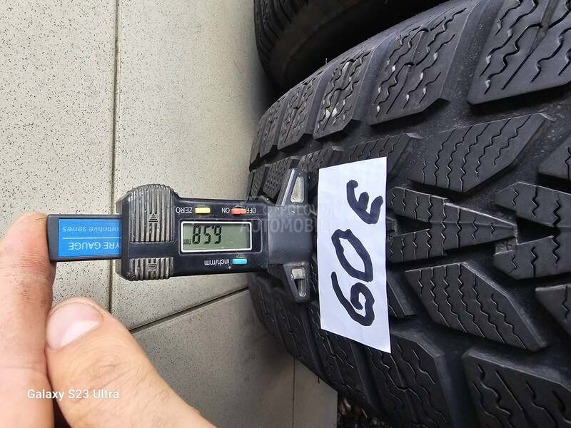 Dunlop 185/60 R15 Zimska