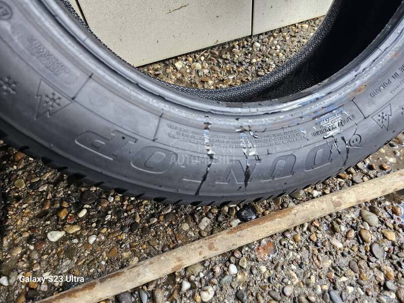 Dunlop 185/60 R15 Zimska