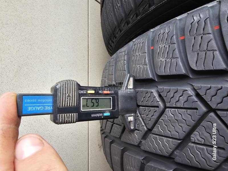 Pirelli 225/60 R18 Zimska