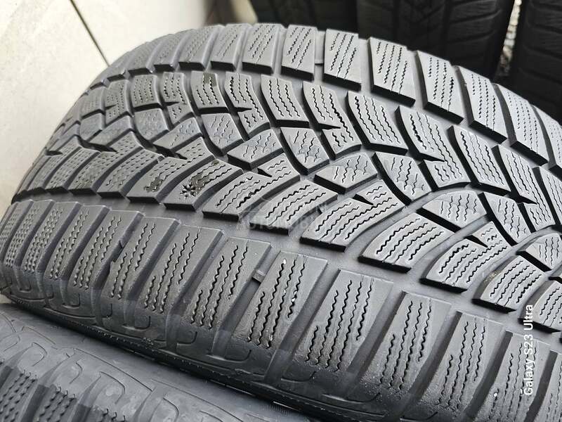 Dunlop 225/45 R17 Zimska