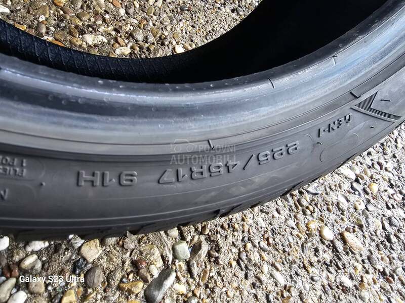 Dunlop 225/45 R17 Zimska