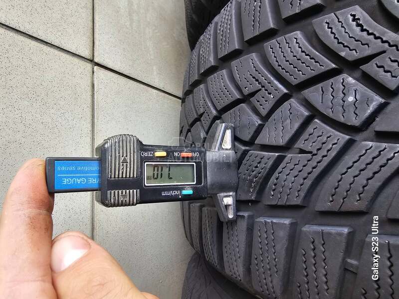 Dunlop 225/45 R17 Zimska