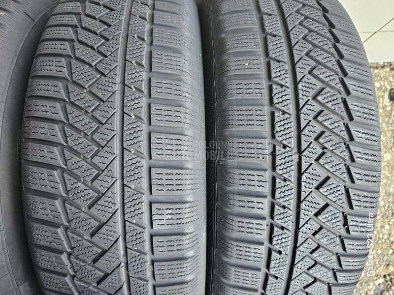 Continental 215/65 R17 Zimska