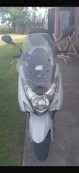 Yamaha majesty s