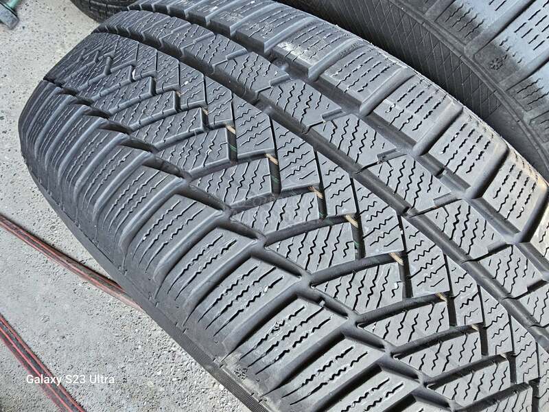 Continental 235/60 R18 Zimska