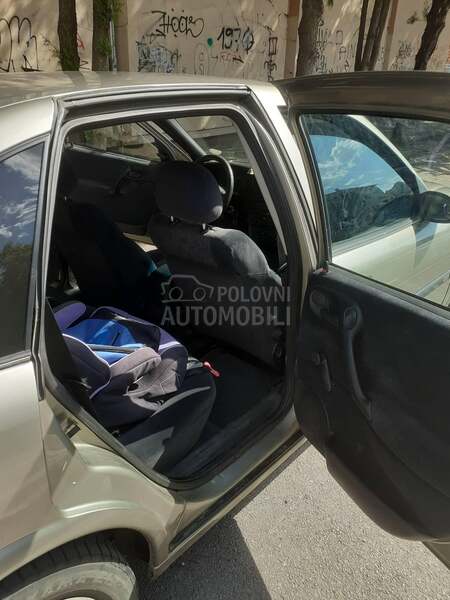 Opel Vectra B 